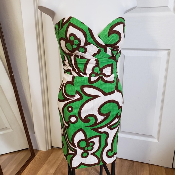 Meet your Posher, Amber - Picture 2 of 8